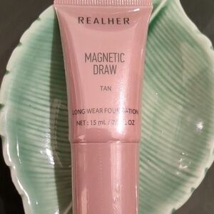 Long Wear Foundation